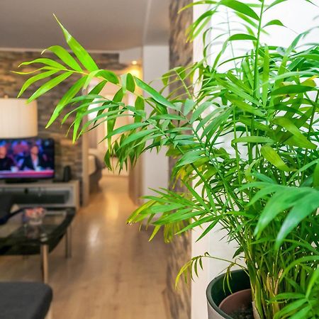 Relaxing 2Bd Apartment, Ground Floor - Walk To Old Town Spalato Esterno foto
