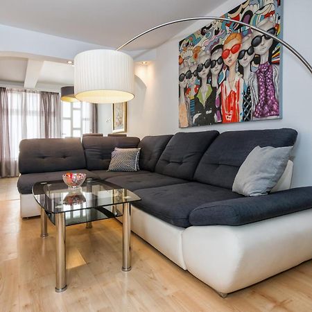 Relaxing 2Bd Apartment, Ground Floor - Walk To Old Town Spalato Esterno foto