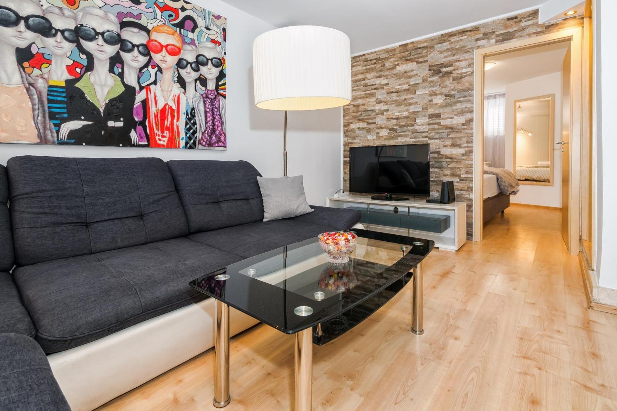 Relaxing 2Bd Apartment, Ground Floor - Walk To Old Town Spalato Esterno foto
