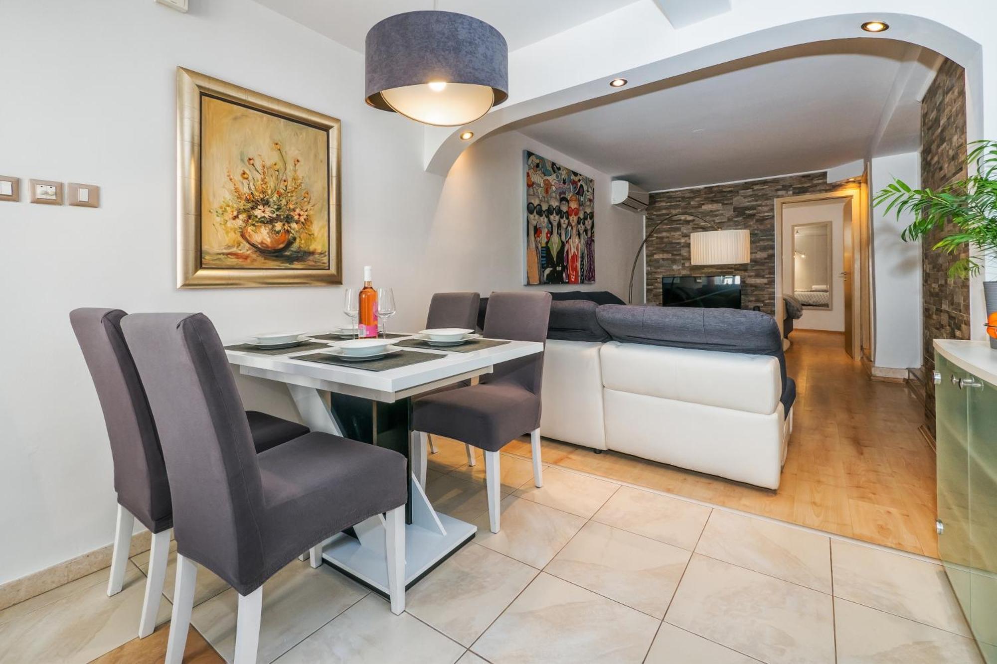 Relaxing 2Bd Apartment, Ground Floor - Walk To Old Town Spalato Esterno foto