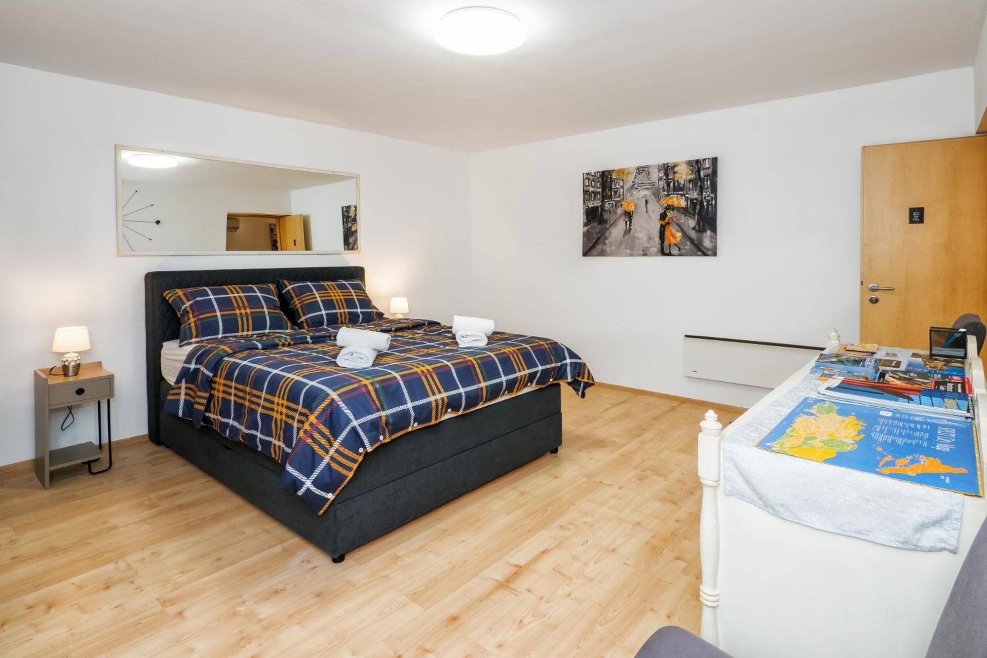 Relaxing 2Bd Apartment, Ground Floor - Walk To Old Town Spalato Esterno foto